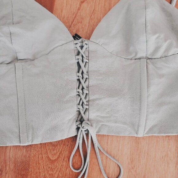 Linen Zara Cropped Wireless Corset Pleated Top- M (SMALL FIT) - Picture 9 of 15